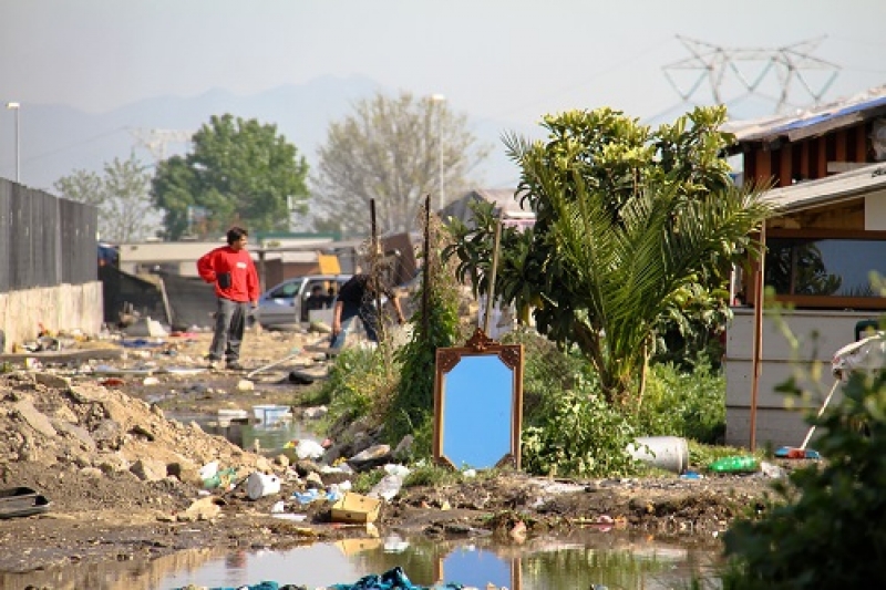Smantellamento dei campi rom in Campania, Zinzi presenta la proposta di legge